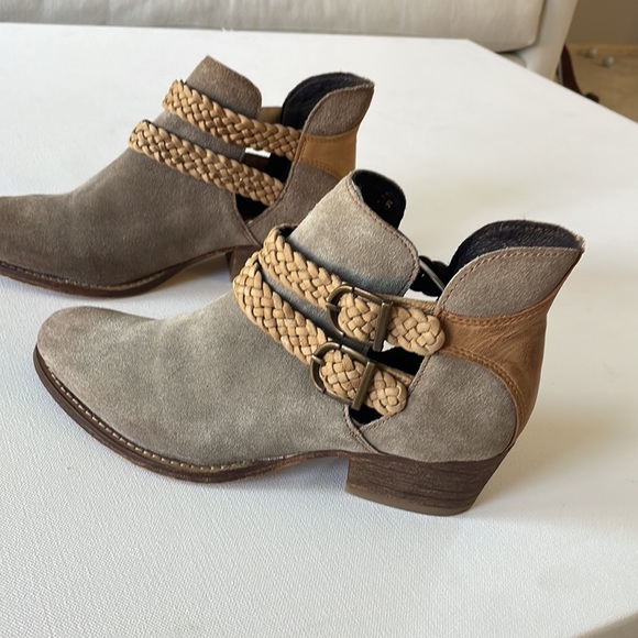 COPY - Anthropologie Rebels Calista suede leather Braided Ankle Booties Size 7.5 - Picture 8 of 11